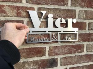 RVS-Naambord-Lasergesneden Huisnaambord-RVS-laser-gesneden